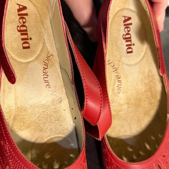 Alegria Hayes Ruby Breeze Mary Jane Wedge Heel Shoes Red Womans EU 38/US 8-8.5 - Picture 10 of 16